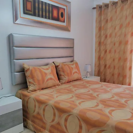 2 Bedroom Flat Casas Faneca 50 Metres From The Beach Apartamento