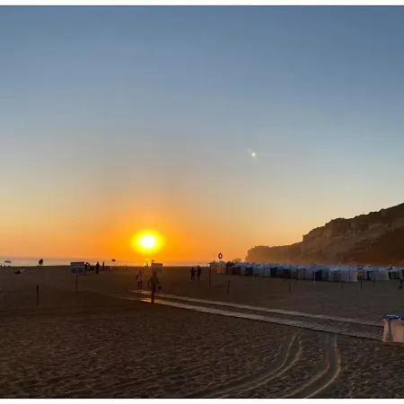 2 Bedroom Flat Casas Faneca 50 Metres From The Beach Apartamento Nazaré